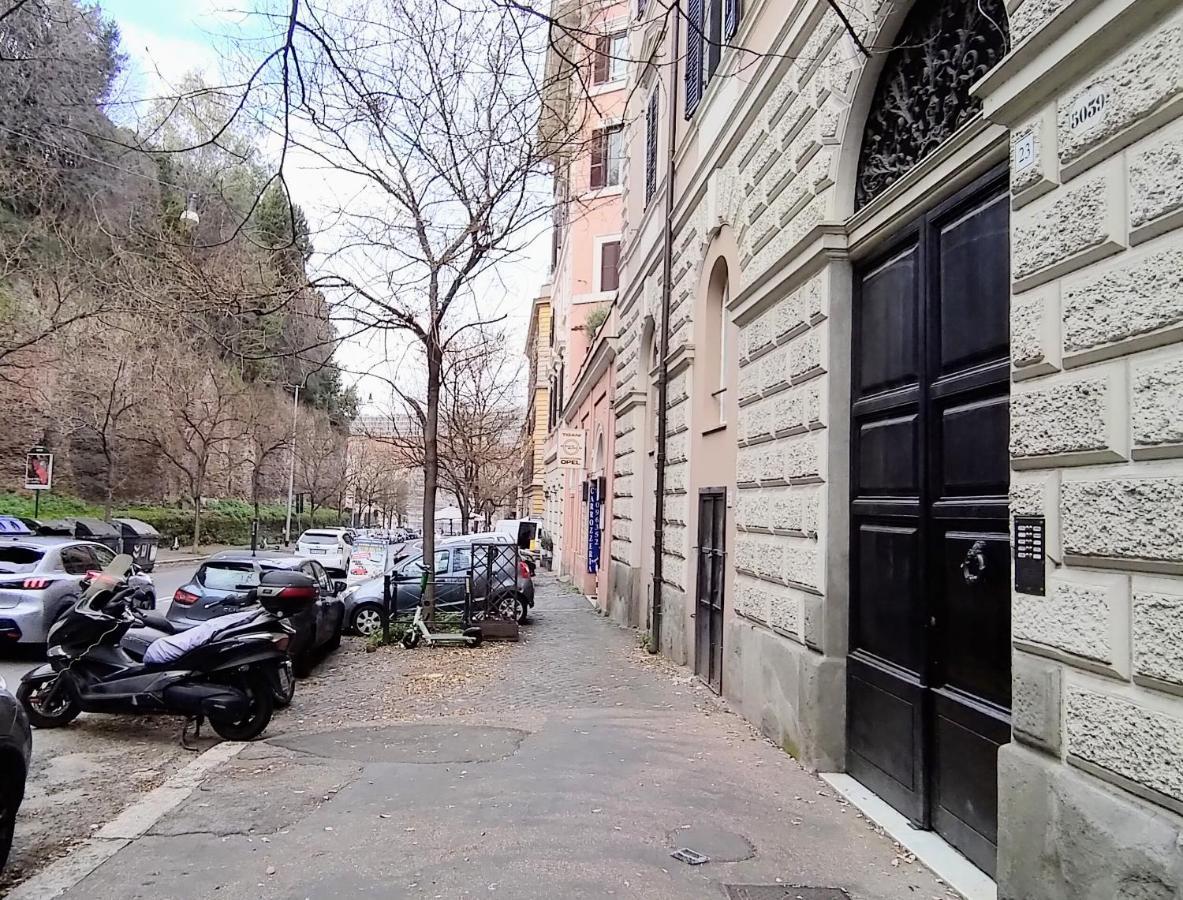 Teatime Al Colosseo Rome Bagian luar foto